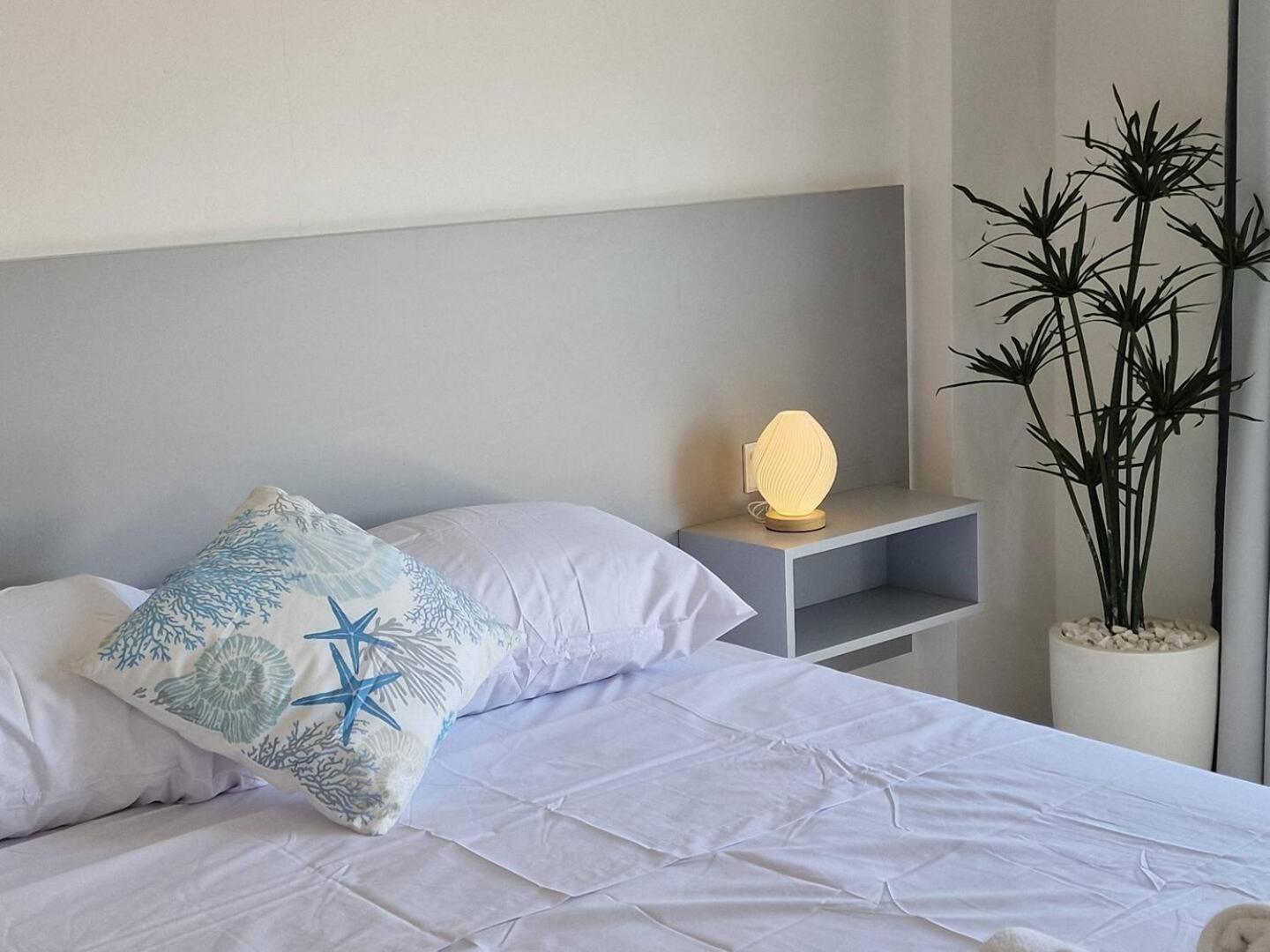Kitieos Central Apts 100M From Finikoudes Beach Larnaca Extérieur photo